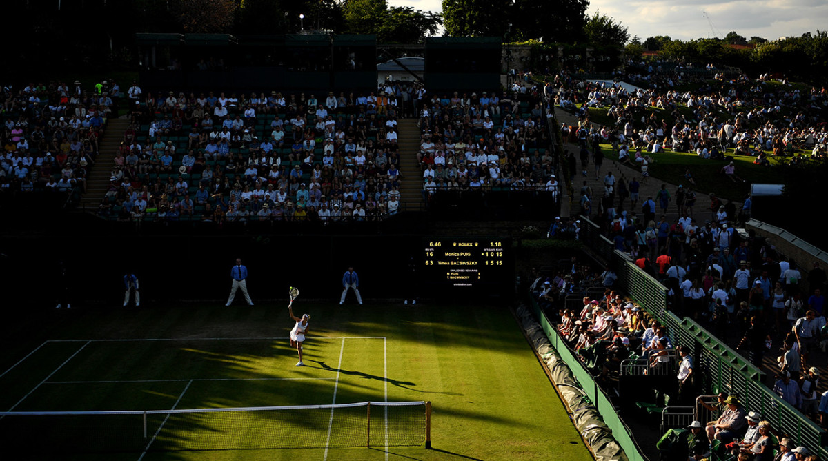 Wimbledon on July Fourth Federer, Djokovic advance Sports Illustrated