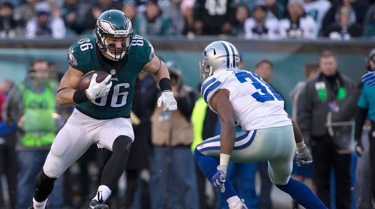 Zach Ertz is on a streak that helps make him an elite play in DFS contests for Week 3.