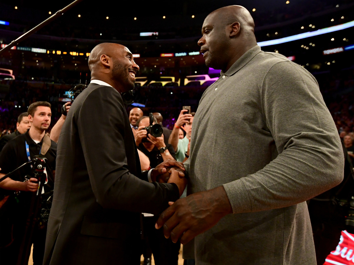 kobe-shaq-jersey-retirement.jpg