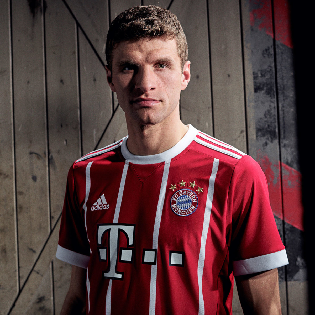 Muller-Bayern-Jersey-Gallery.jpg