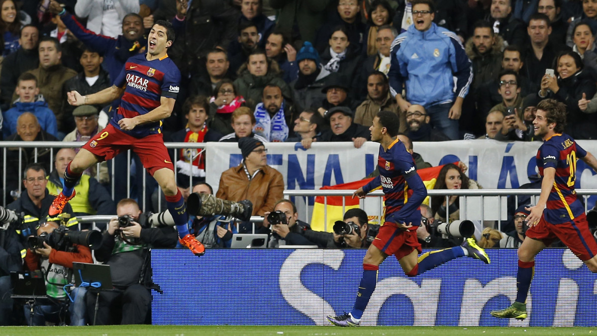 suarez-leap-clasico.jpg