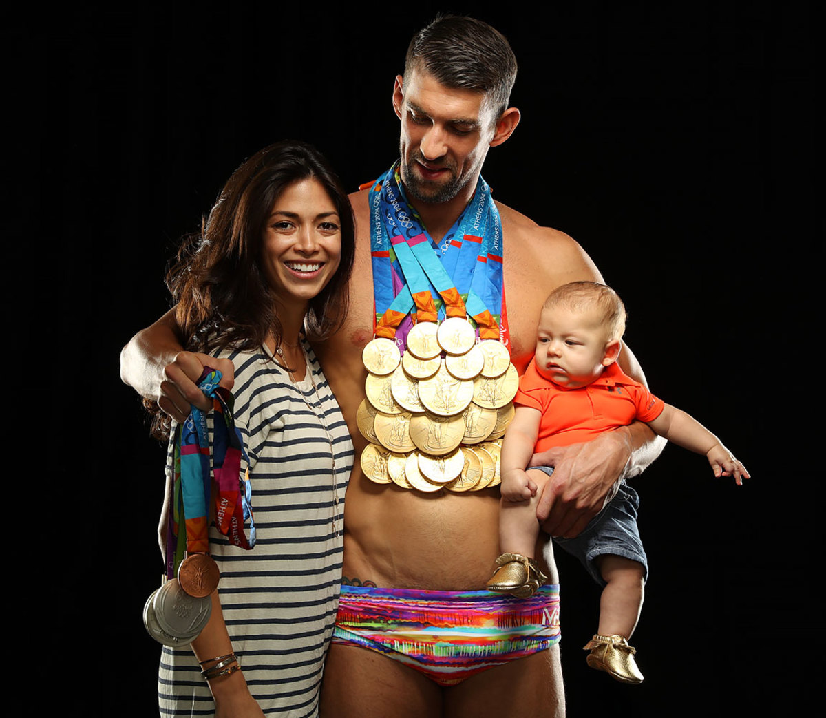 Michael-Phelps-wife-Nicole-Johnson-son-Boomer-SI-cover-shoot-SI523_TK1_00114.jpg