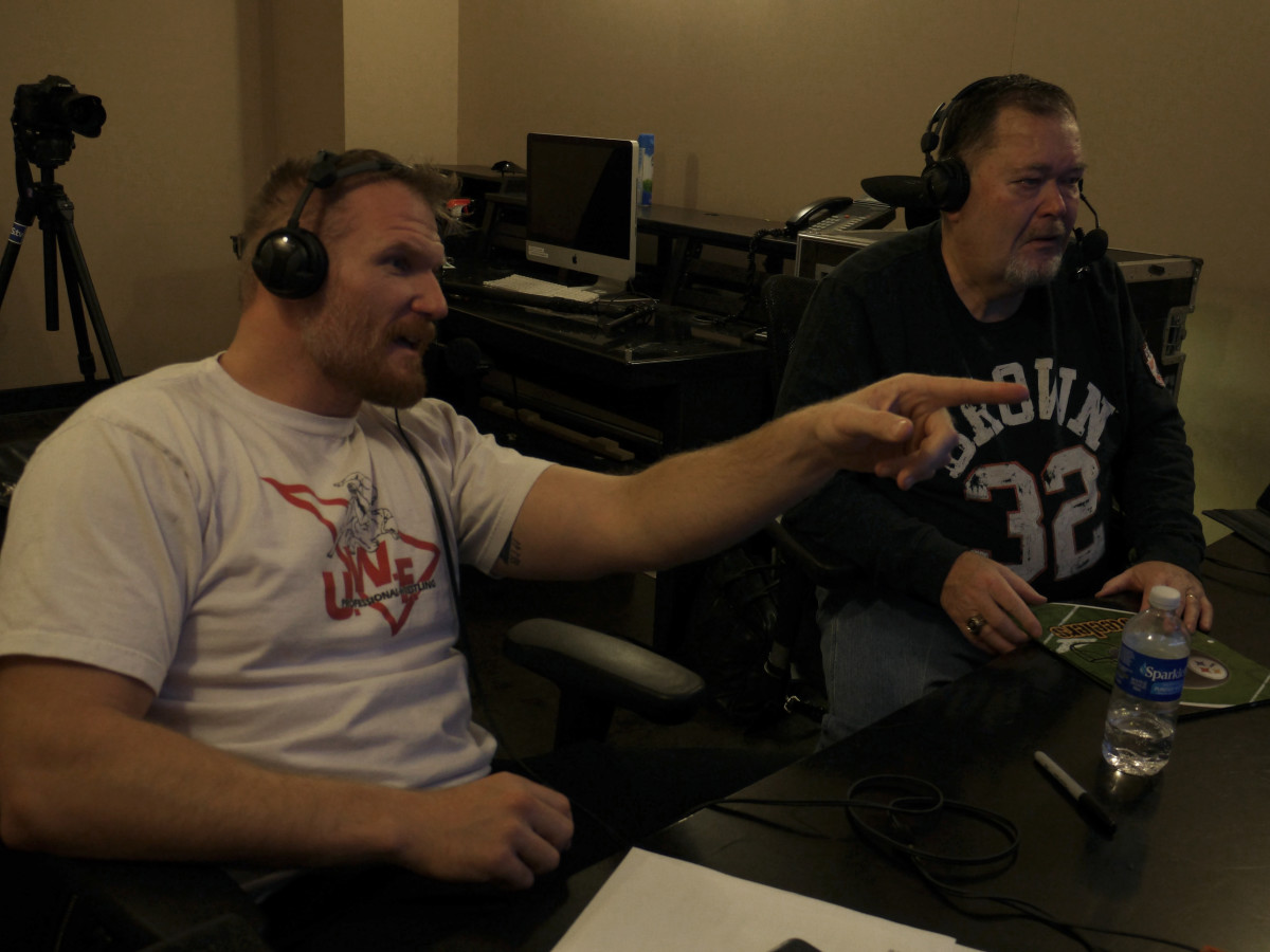 Jim Ross_courtesy AXS TV.jpg