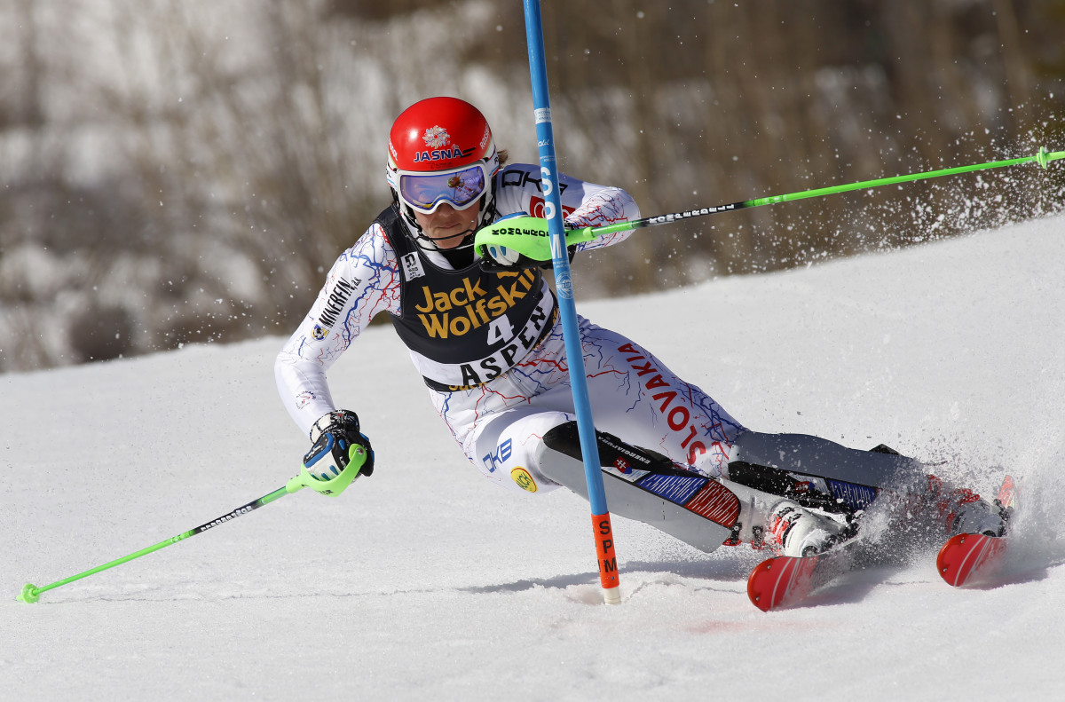 Shiffrin in striking distance after 1st slalom run at finals Sports