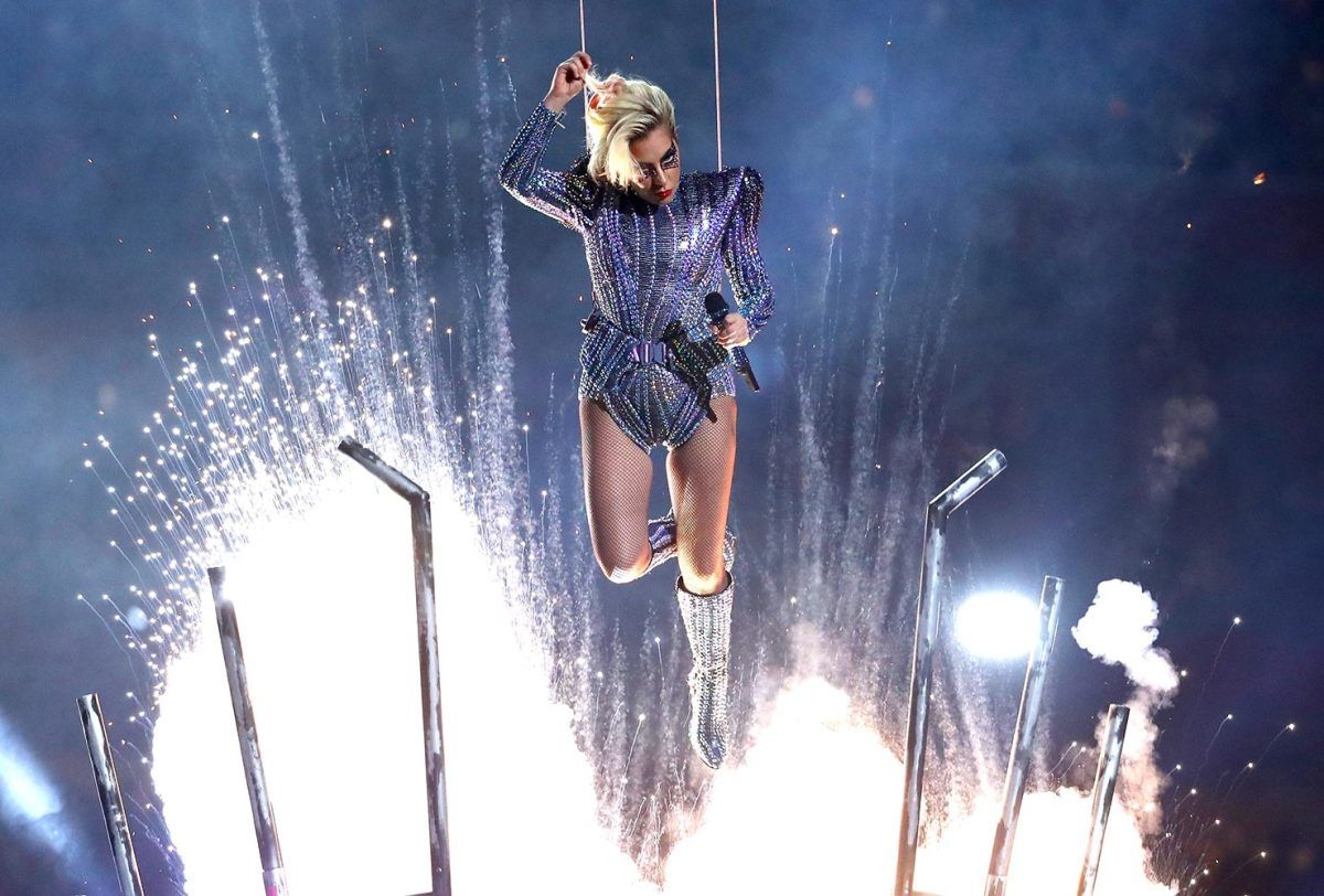 Lady-Gaga-Super-Bowl-LI-Halftime-Show-GettyImages-633951064_master.jpg