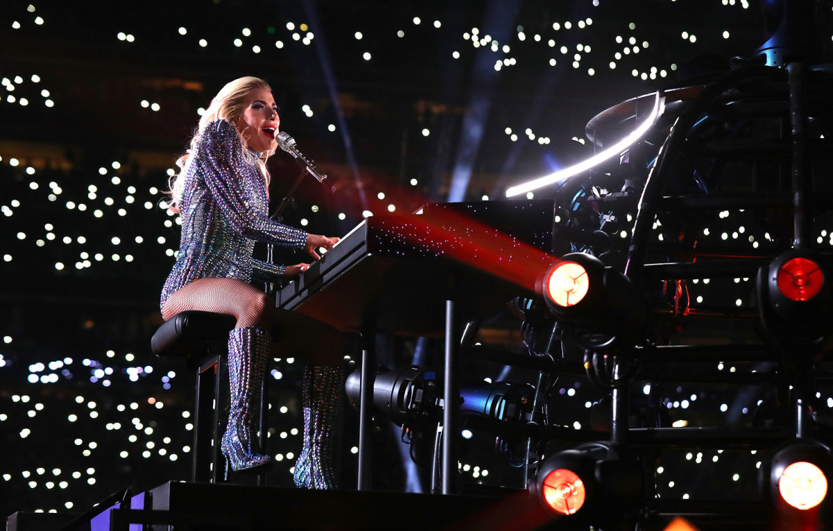 Lady-Gaga-Super-Bowl-LI-Halftime-Show-GettyImages-633951132_master.jpg