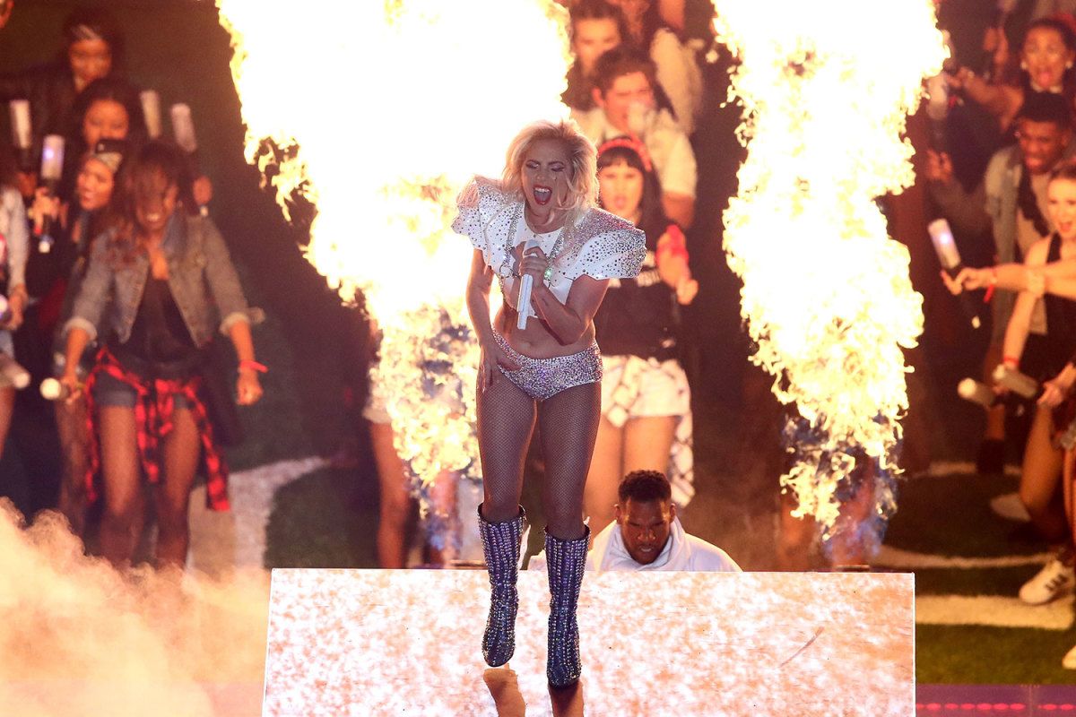 Lady-Gaga-Super-Bowl-LI-Halftime-Show-GettyImages-633951170_master.jpg
