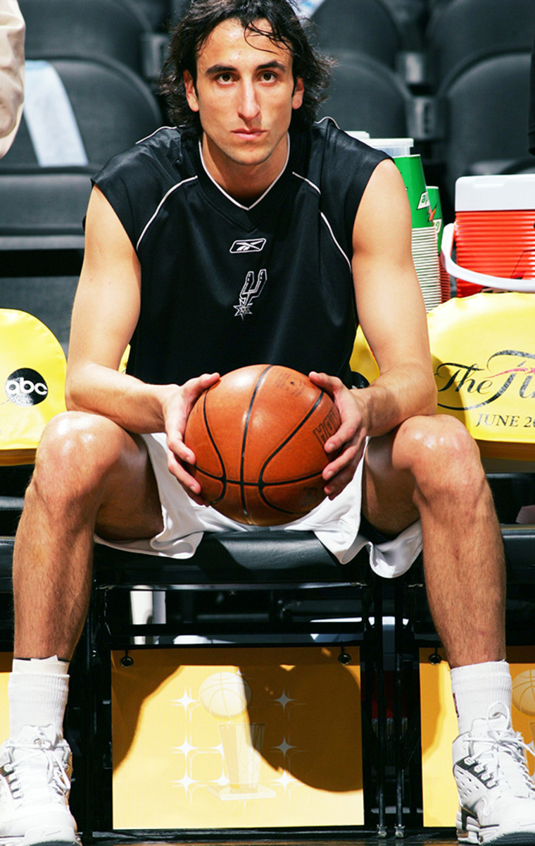 101117_Hispanic_Manu_Ginobili_00019.JPG