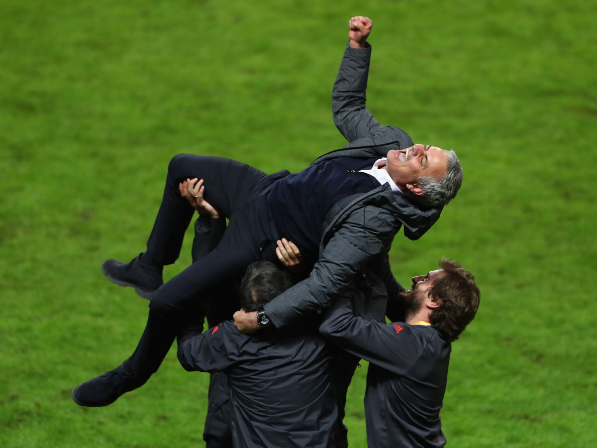 mourinho-uel-final-inline.jpg