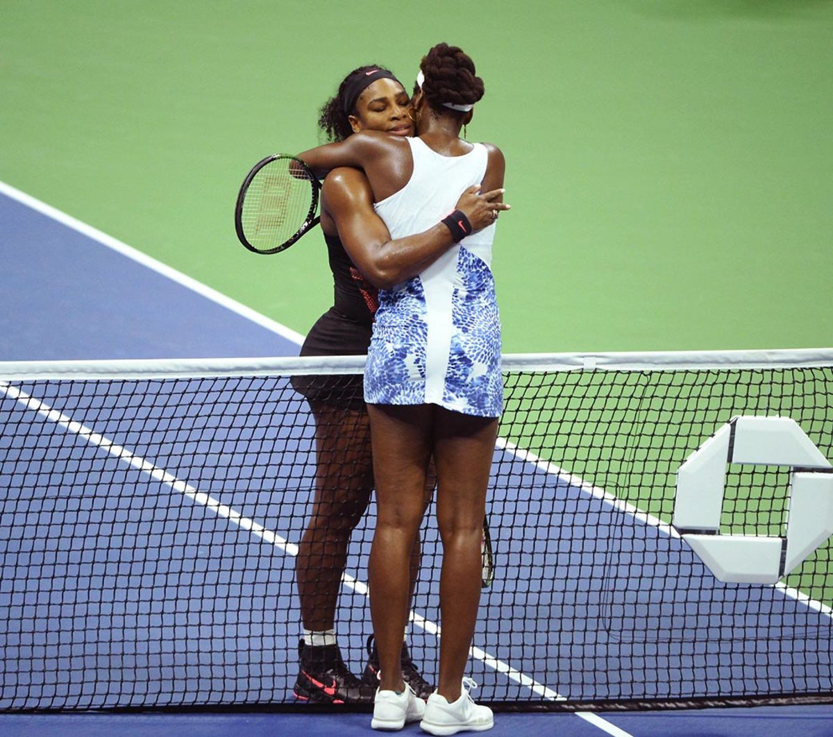 venus-serena-williams-X159918_TK2_1428.jpg