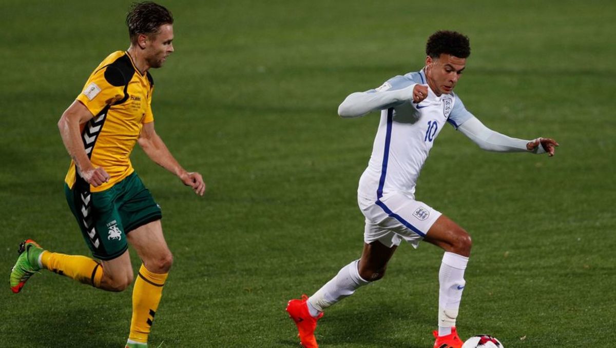 REVELADO El 'dream team' con el que Dele Alli juega en el FIFA 18 Sports Illustrated