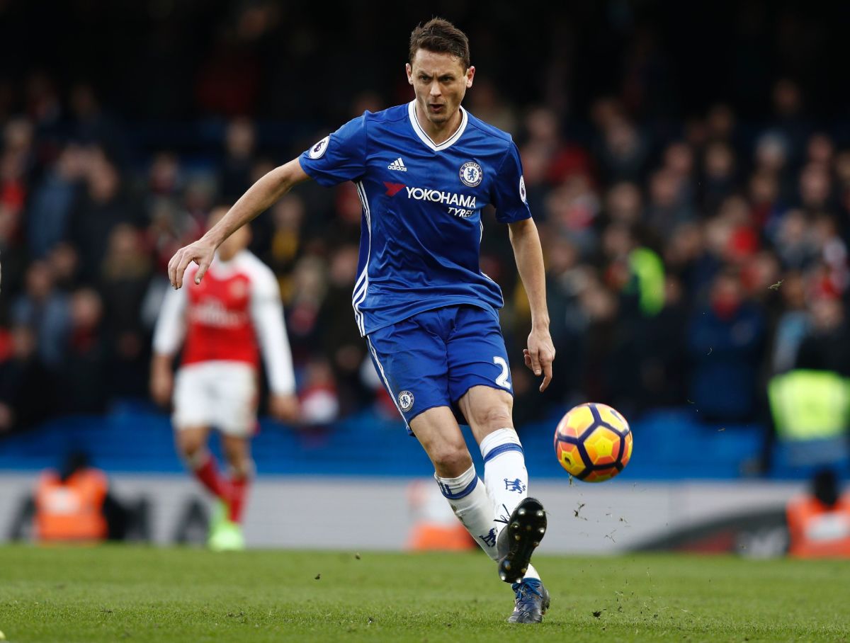 Chelsea's Serbian midfielder Nemanja Matic plays the ball during the English Premier League football match between Chelsea and Arsenal at Stamford Bridge in London on February 4, 2017. / AFP PHOTO / Adrian DENNIS / RESTRICTED TO EDITORIAL USE. No use with unauthorized audio, video, data, fixture lists, club/league logos or 'live' services. Online in-match use limited to 75 images, no video emulation. No use in betting, games or single club/league/player publications.  /         (Photo credit should read ADRIAN DENNIS/AFP/Getty Images)