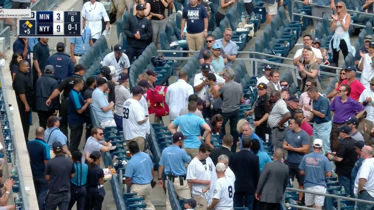Line drive strikes young girl at YankeesTwins game Sports Illustrated