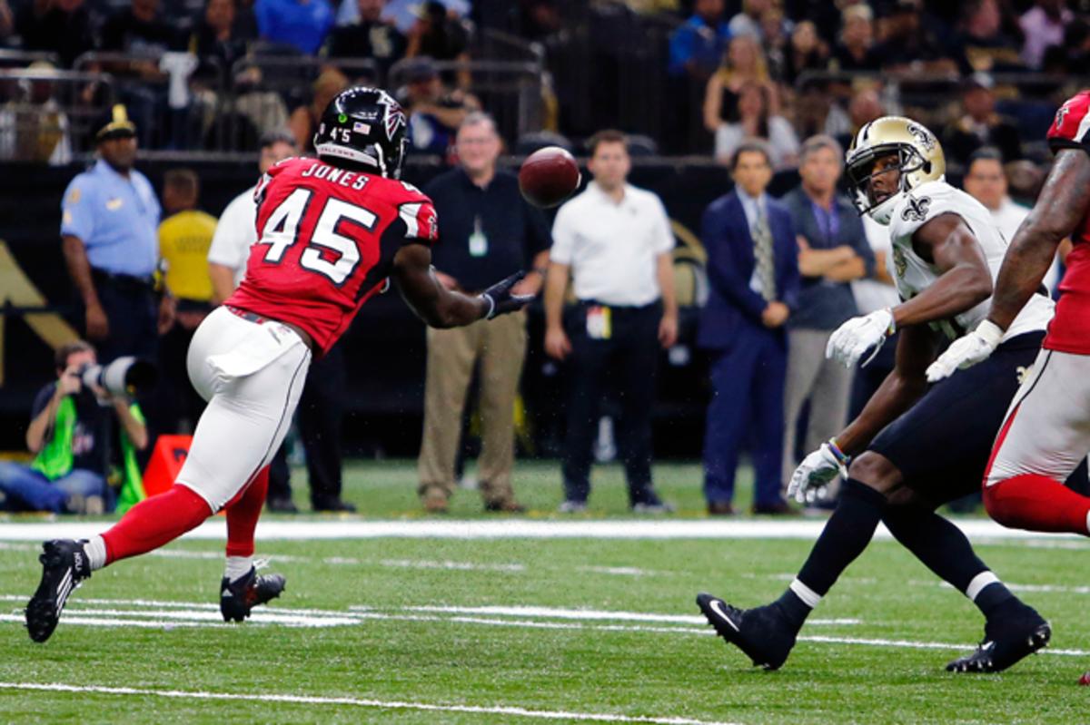 Deion Jones returned this interception of Drew Brees 90 yards for a touchdown.