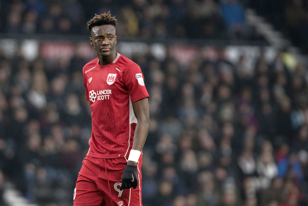 DERBY, ENGLAND - FEBRUARY 11: Tammy Abraham of Bristol City looks on during the Sky Bet Championship match between Derby County and Bristol City at the iPro Stadium on February 11, 2017 in Derby, England (Photo by Nathan Stirk/Getty Images)