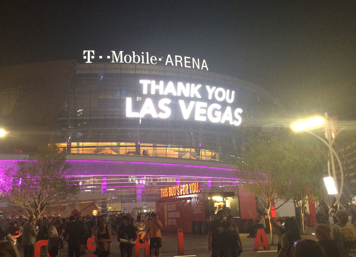 vegas-arena-night-light-1274.jpg