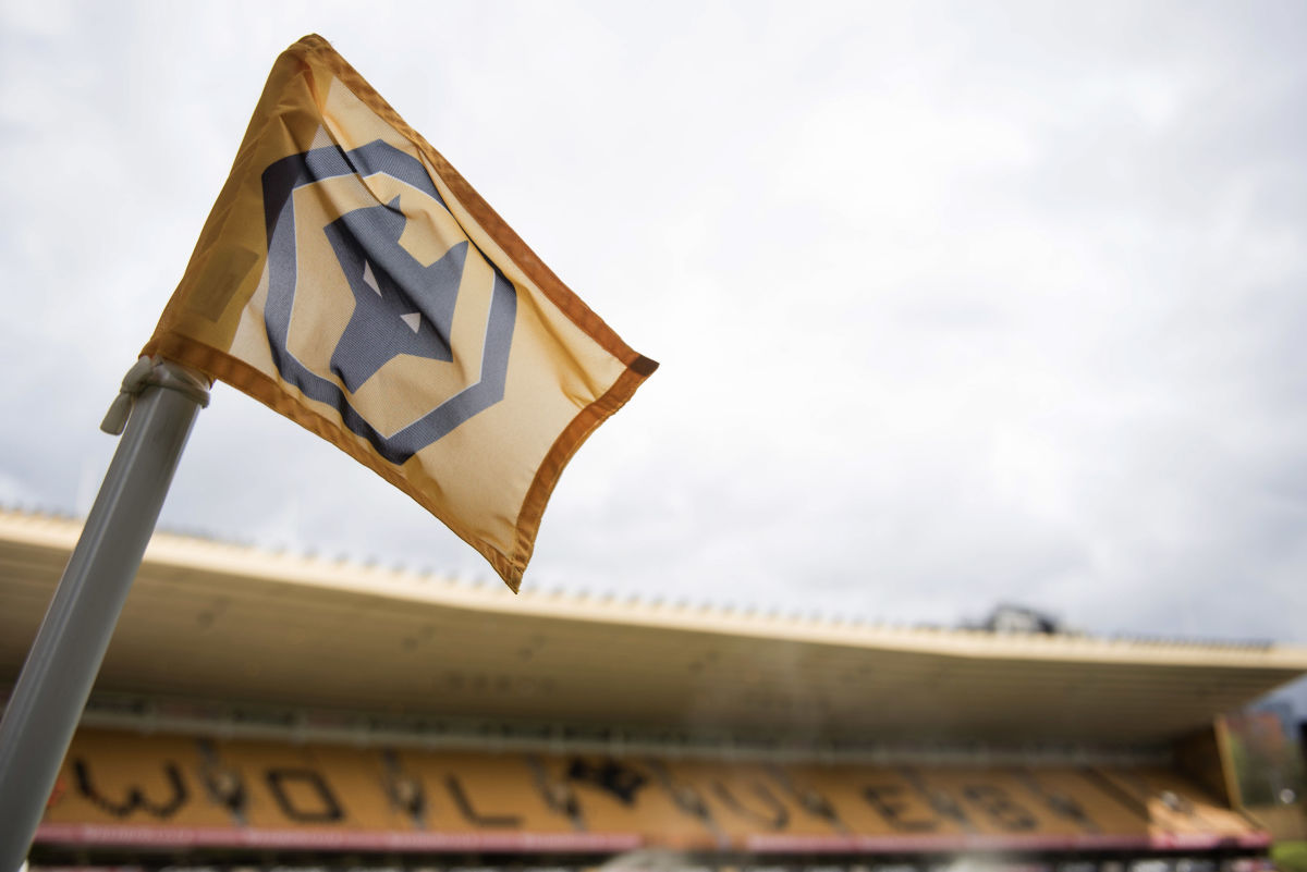 WOLVERHAMPTON, ENGLAND- APRIL 14: General view of the Wolverhampton Wanderers corner flag before the Sky Bet Championship match between Wolverhampton Wanderers and Brighton & Hove Albion at Molineux Stadium on April 14, 2017 in Wolverhampton, England. (Photo by Nathan Stirk/Getty Images)
