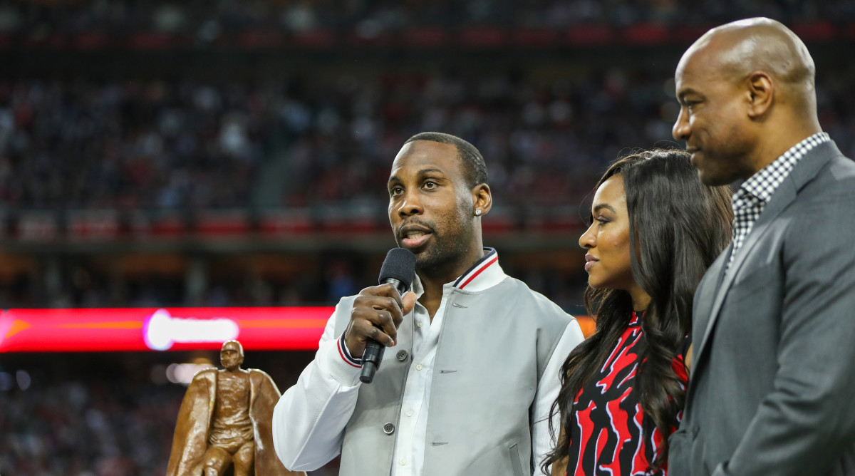 Boldin, the 2015 Walter Payton Man of the Year, retired from the NFL in August to devote his life to activism. 