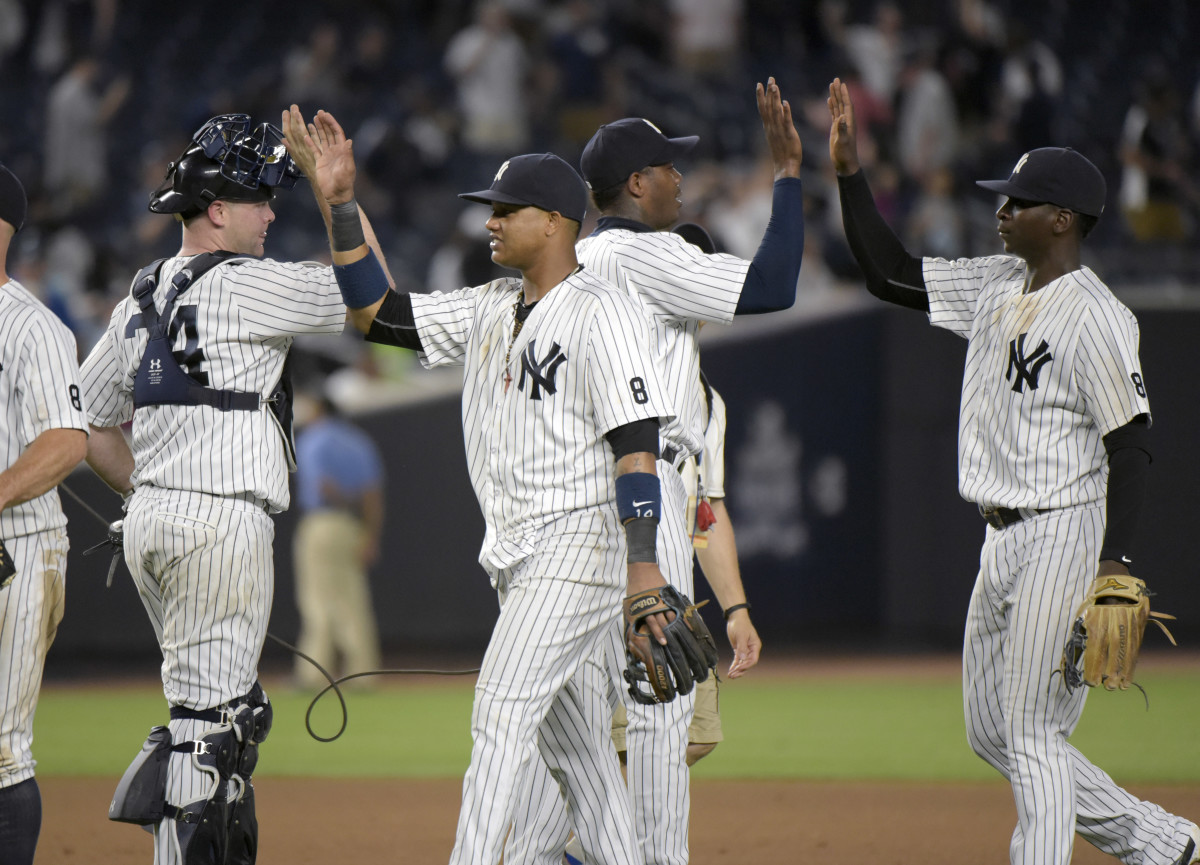 Chapman's 105.1 mph pitch matches fastest since 2008 Sports Illustrated
