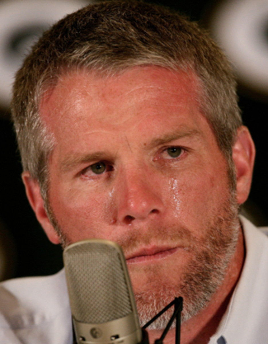 Favre’s 2008 retirement presser brought tears, but not closure.