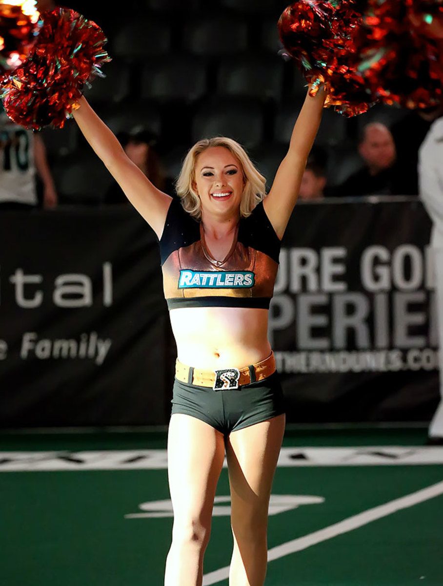 Arizona-Rattlers-Sidewinders-cheerleaders-WYP_4858.jpg