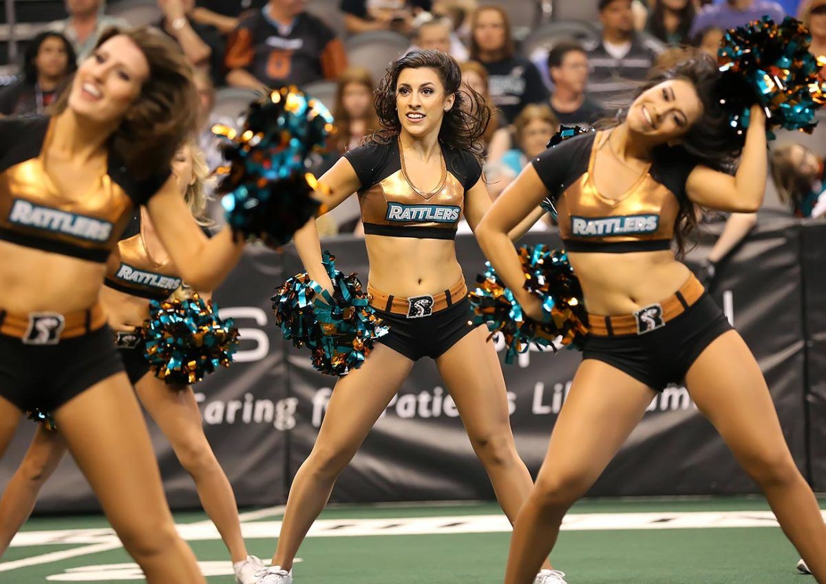 Arizona-Rattlers-Sidewinders-cheerleaders-YYP_7162.jpg