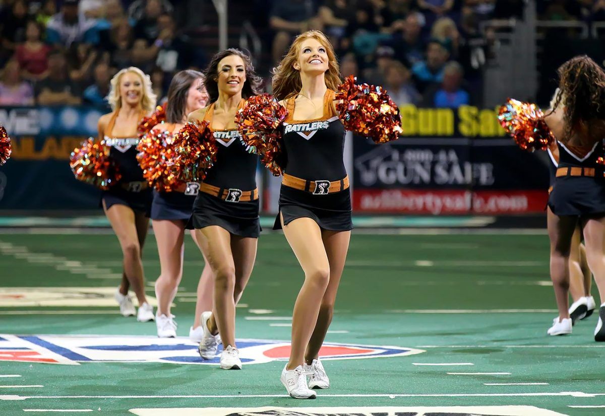 Arizona-Rattlers-Sidewinders-cheerleaders-YYP_5627.jpg