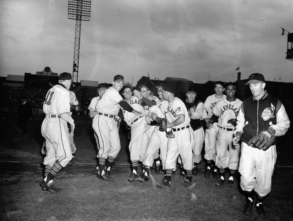 1948-World-Series-Cleveland-Indians-Bob-Lemon.jpg