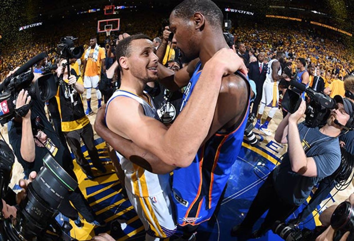 kevin-durant-stephen-curry-warriors.jpg