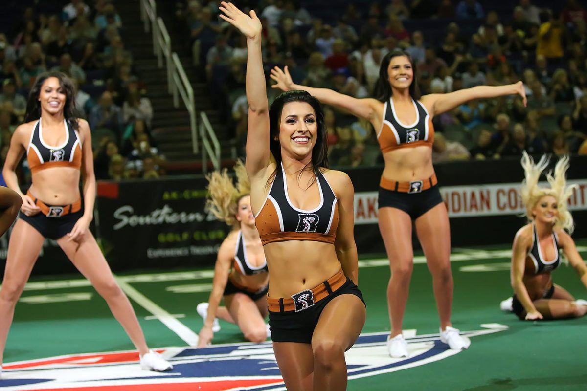 Arizona-Rattlers-Sidewinders-cheerleaders-YYP_5982.jpg