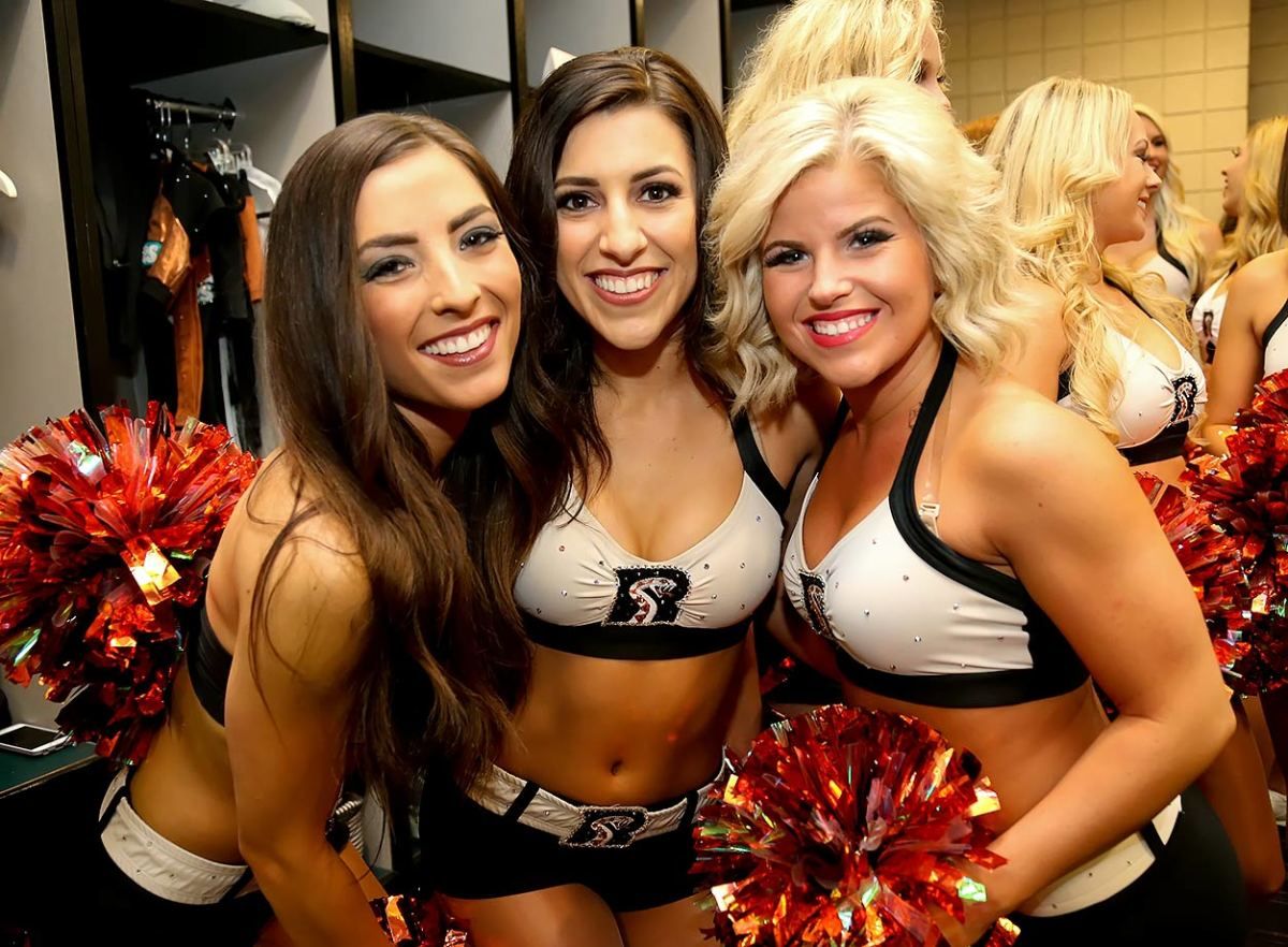 Arizona-Rattlers-Sidewinders-cheerleaders-ZYP_7533.jpg