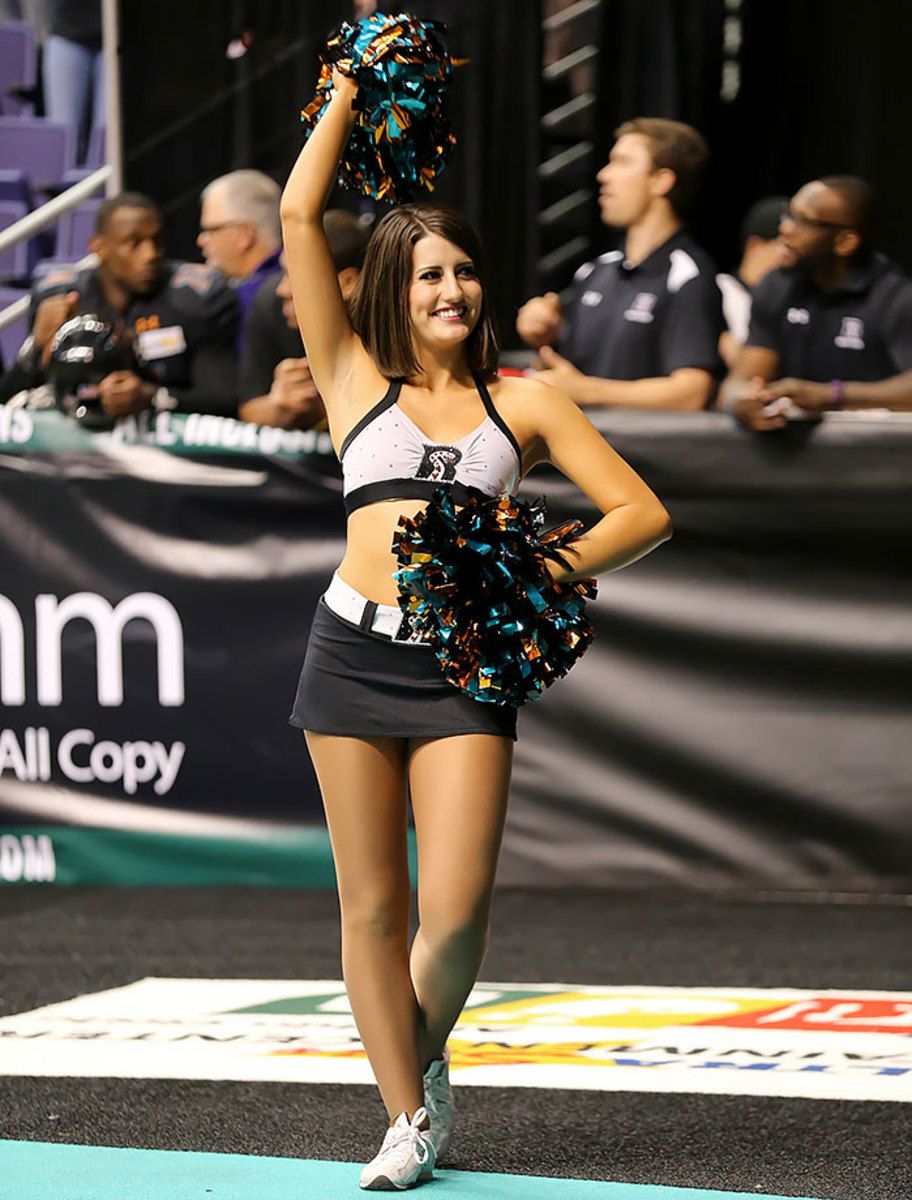 Arizona-Rattlers-Sidewinders-cheerleaders-YYP_7411.jpg