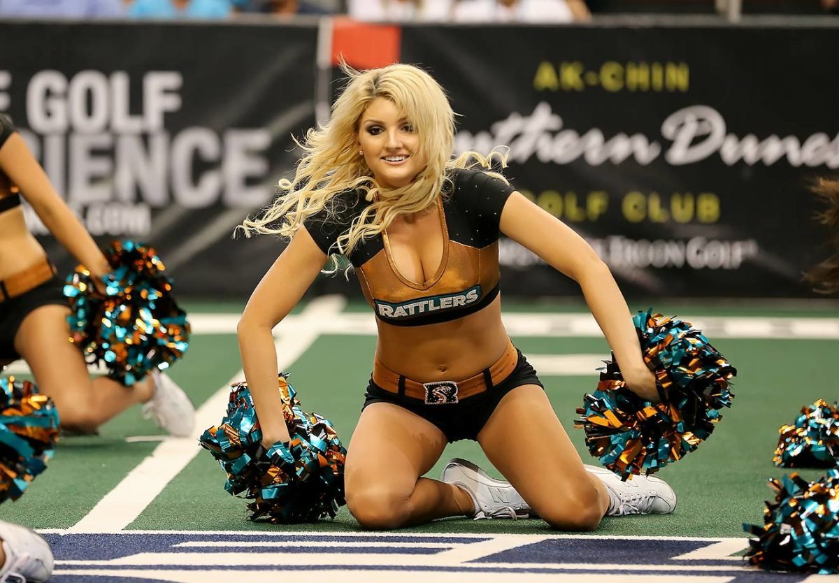 Arizona-Rattlers-Sidewinders-cheerleaders-YYP_7091.jpg