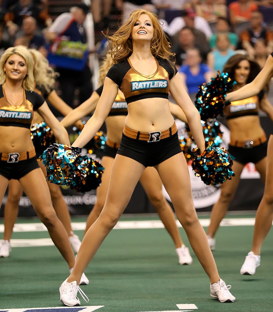 Arizona-Rattlers-Sidewinders-cheerleaders-YYP_7124.jpg