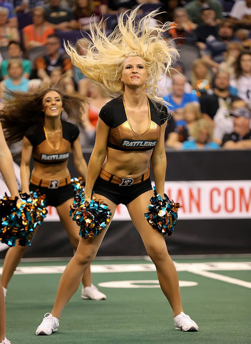 Arizona-Rattlers-Sidewinders-cheerleaders-YYP_7127.jpg