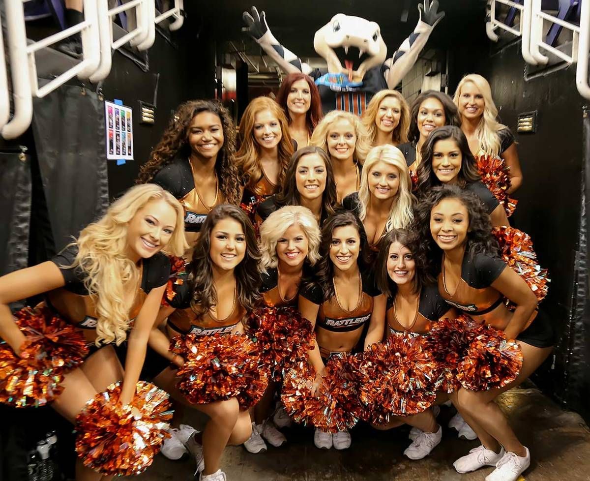 Arizona-Rattlers-Sidewinders-cheerleaders-ZYP_7488.jpg