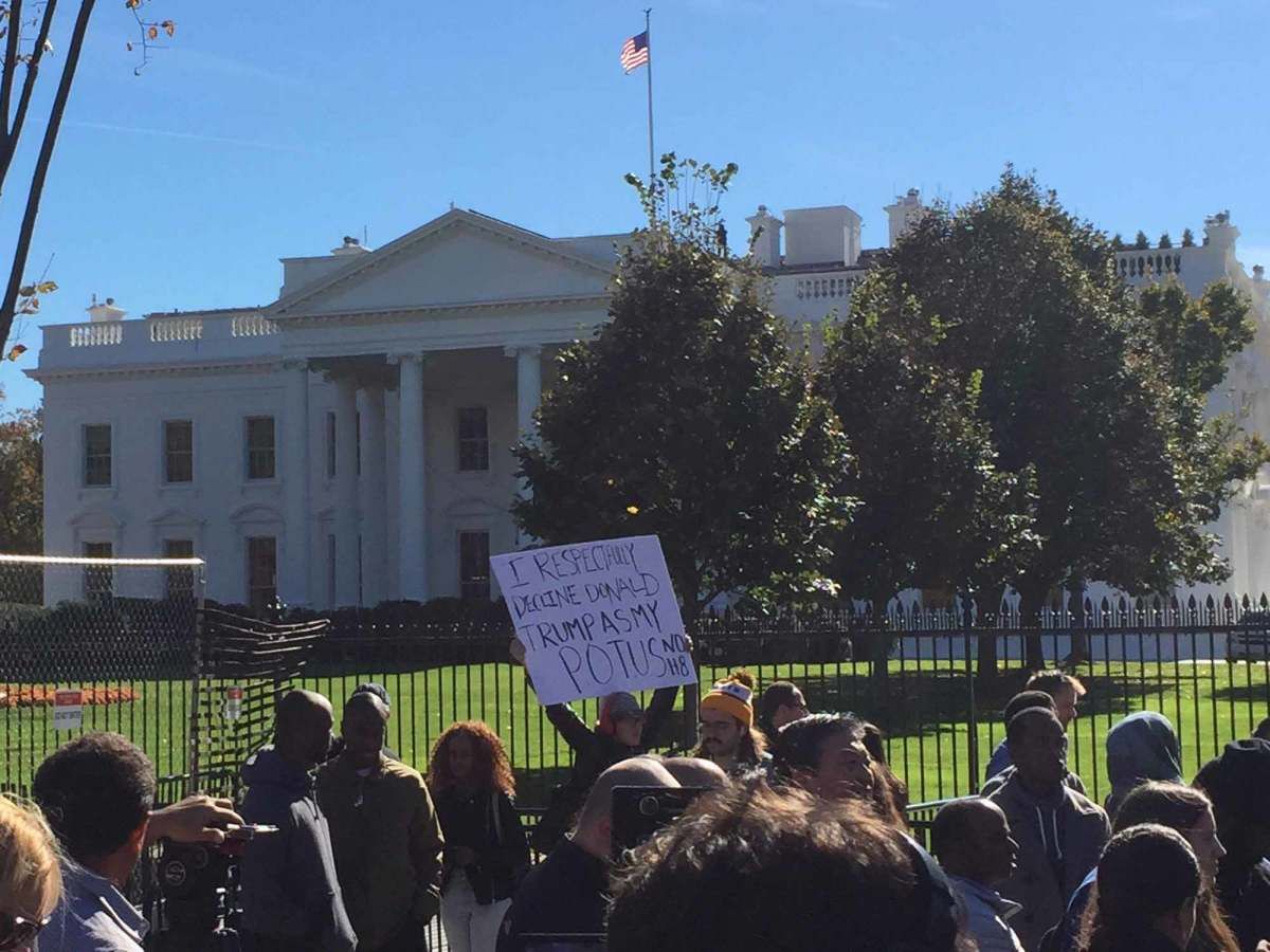 white-house.jpg