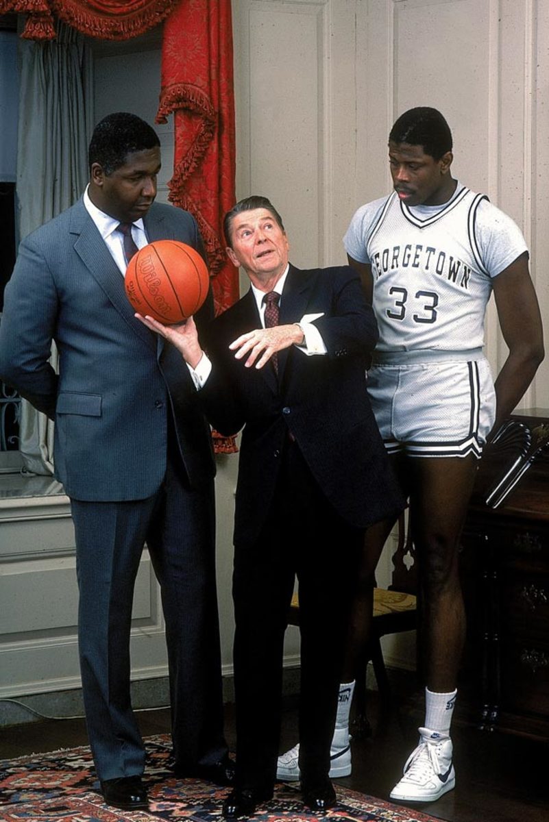 85-ronald-reagan-john-thompson-patrick-ewing-001160796.jpg