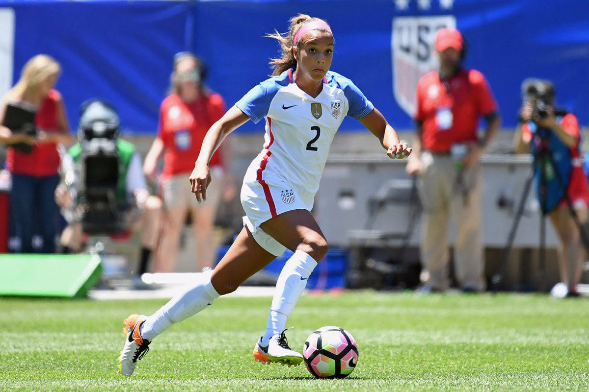 Mallory-Pugh.jpg