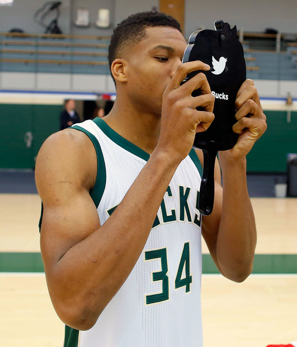 2016-0926-Giannis-Antetokounmpo.jpg
