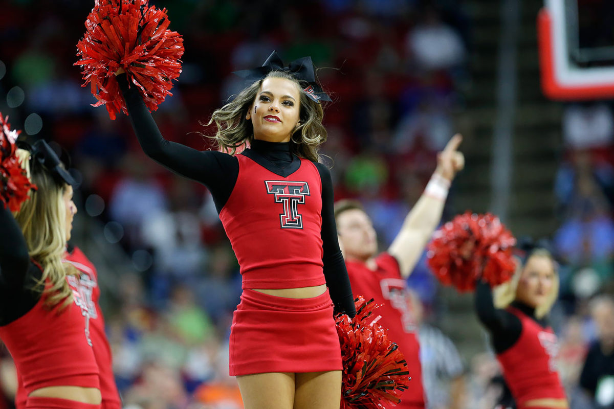 Texas-Tech-cheerleaders-7586dad419554a15a11f1ec67e2b71f3-0.jpg