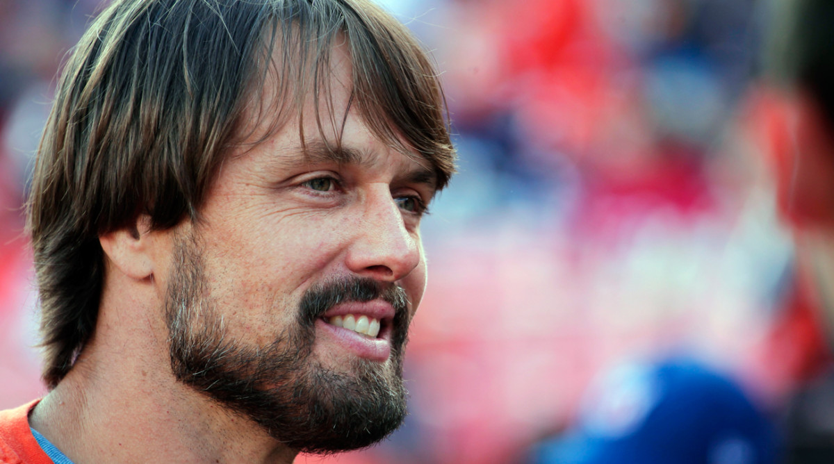 Jake Plummer retired in 2007 and now advocates for alternative pain medication.
