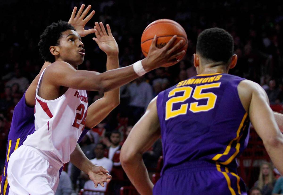 The Night in Sports feb 23_271638521386.jpg