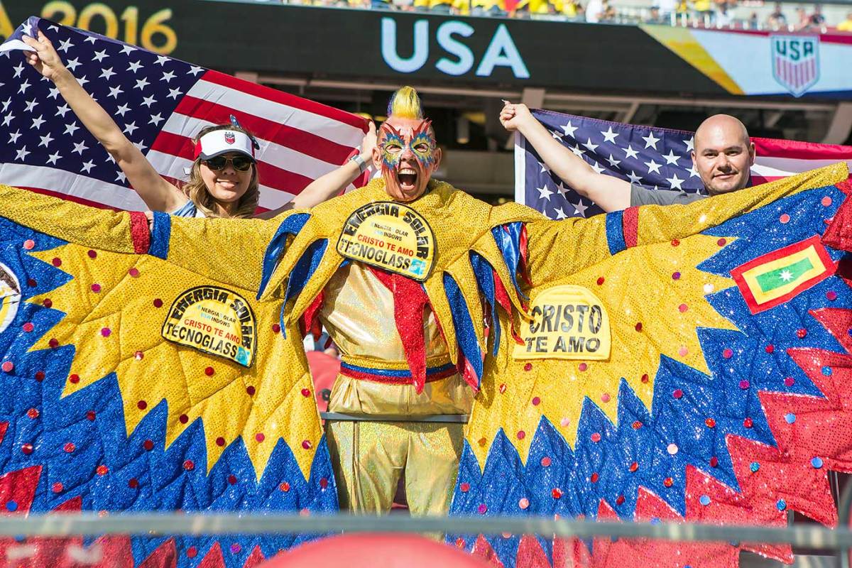 Colombia-and-USA-fans-CIG16060307_USA_v_COL.jpg