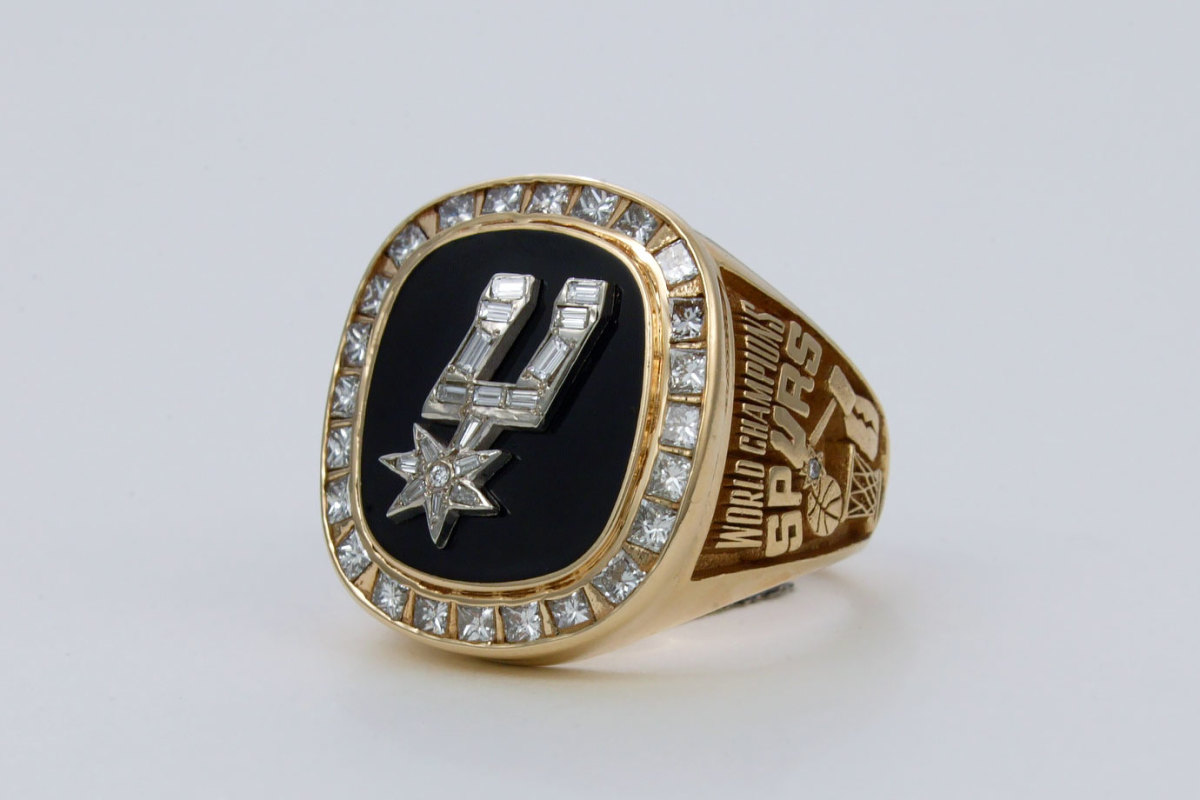 1999-San-Antonio-Spurs-NBA-Championship-ring.jpg