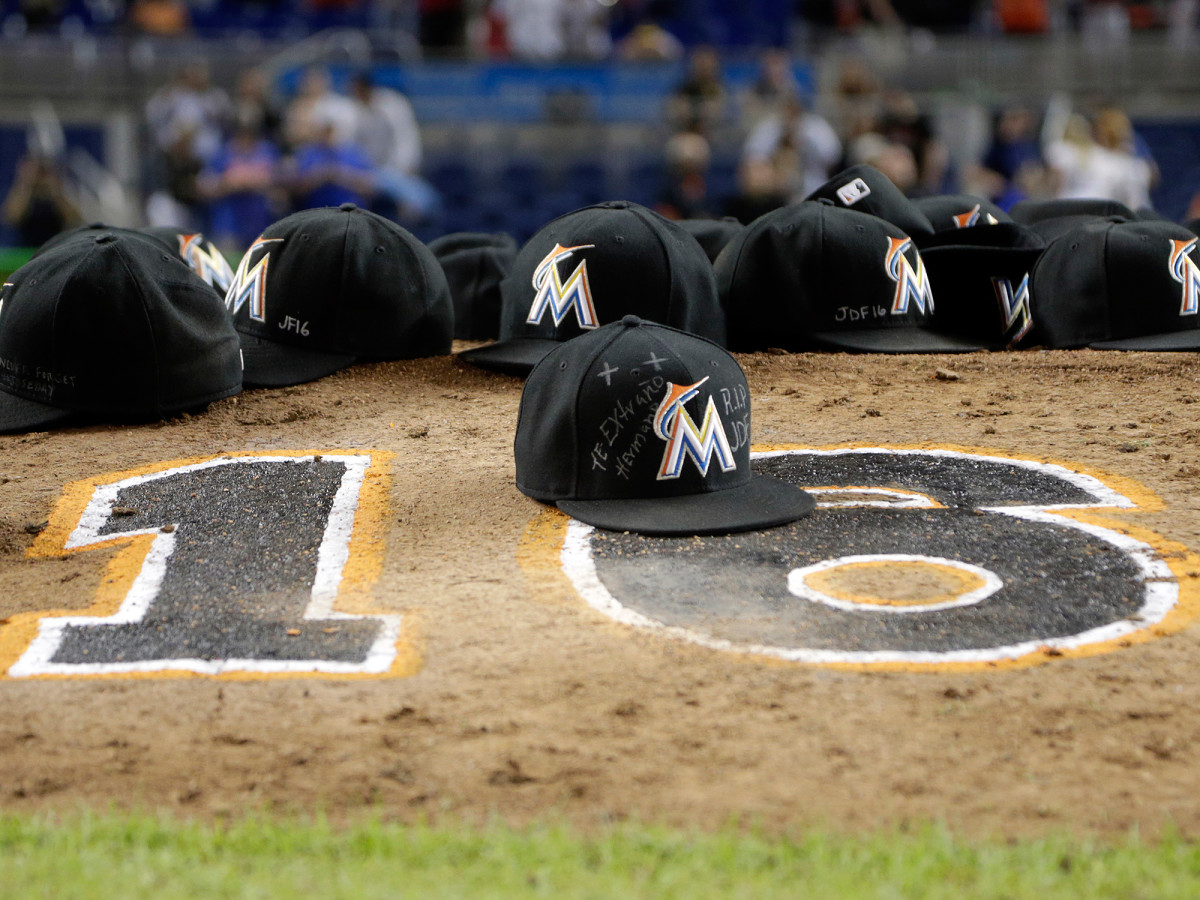marlins-honor-jose-fernandez-caps-inline.jpg