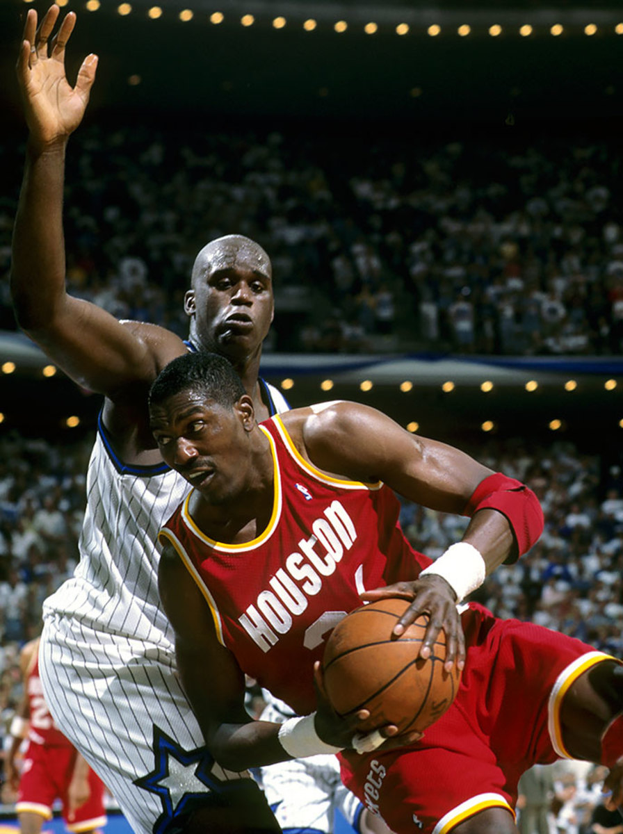 1995-0607-Hakeem-Olajuwon-Shaquille-O-Neal-079007561.jpg