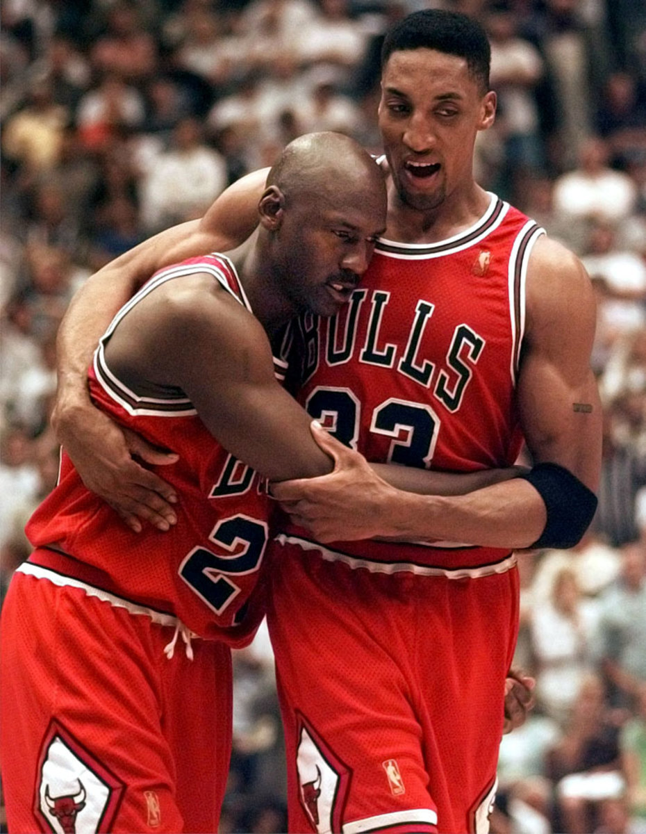 1997-0611-Michael-Jordan-Scottie-Pippen.jpg