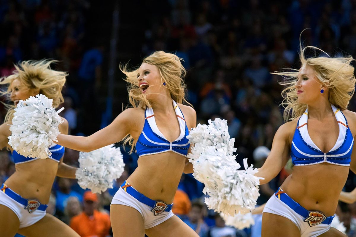 Oklahoma-City-Thunder-Girls-GettyImages-495309622_master.jpg