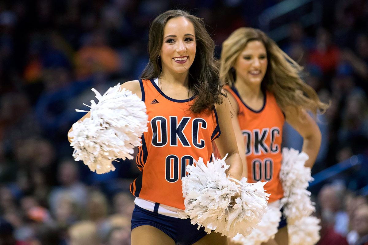 Oklahoma-City-Thunder-Girls-GettyImages-504673414_master.jpg